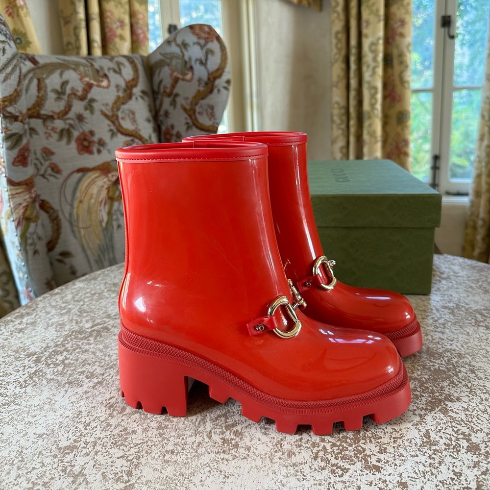 Gucci - Picture 8 of 9